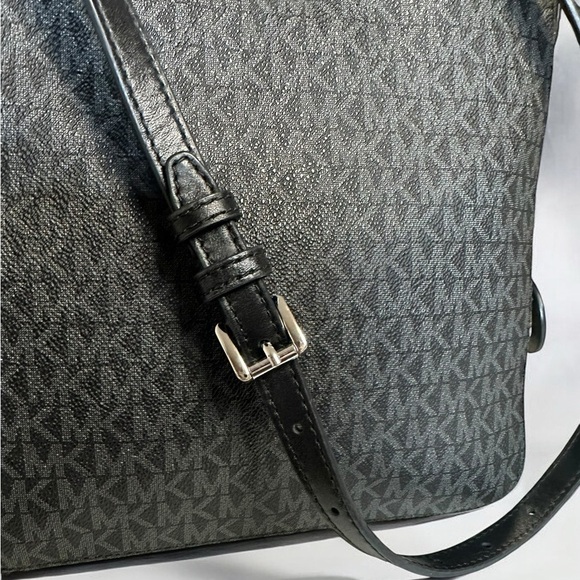 NWOT Michael Kors Jet Set Large Messenger Bag Crossbody - Picture 4 of 11